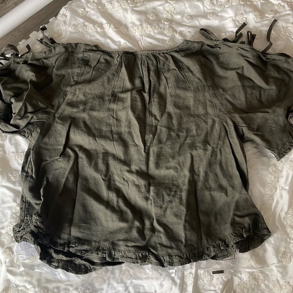 🎄FLASH HOLIDAY SALE!🎄✨NEW!✨Free People Lilia Pintuck Top - Picture 6 of 7